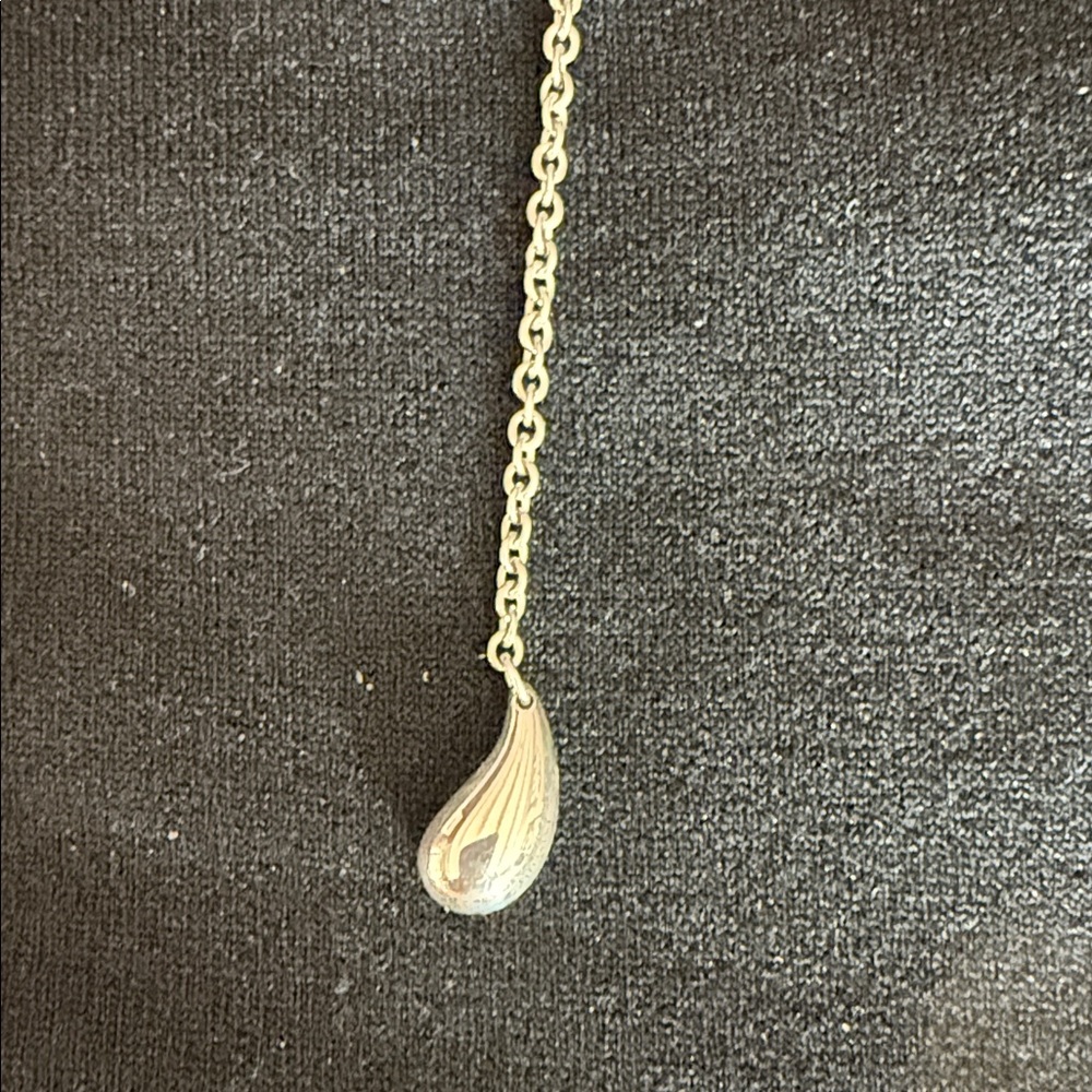 Sterling Silver Teardrop Lariat Necklace - Silver - Picture 3 of 5